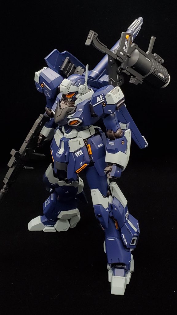 使用塗料シタデルカラーベース セレストラ・グレイシタデルカラー ベース コラックス・ホワイトシタデルカラーベース ステガドン・スケイル・グリーンシタデルカラーシェード ナルンオイルシタデルカラーシェード ティランブルー水性ホビーカラー ティターンズブルー1・2水性ホビーカラー 焼鉄色タミヤカラー オレンジタミヤカラー クロームシルバータミヤカラー ラバーブラック