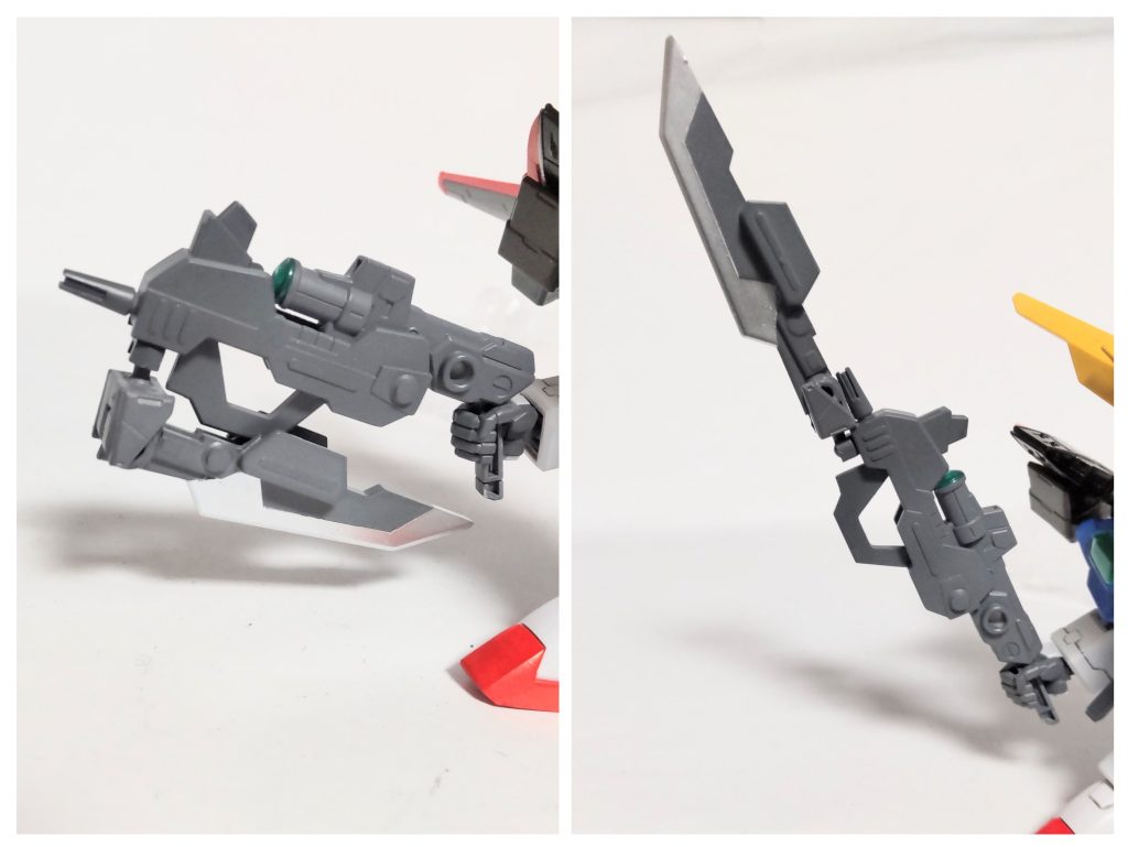 左:ビームマシンガン改いっぱいついてた棒を全て取っ払い、銃口を変更し、バトルアームアームズのパーツで若干の大型化。右:メガブレード改差し替え無しで変形できるように加工しました。〜~~~~~~〜~~~~~~~~~~~~ウイニングガンダムが自身を分離して支援パーツになるギミックをバックパックに集約させました。以下紹介するものは、鋼丸が分離・合体したときの姿をモチーフにしてみました。(友情出演:トライバーニングくん)