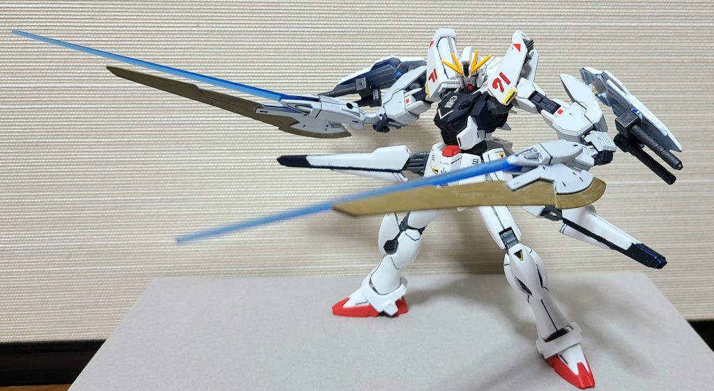 最後は二刀流とビームサーベル展開で締め!ご覧いただきありがとうございました!!