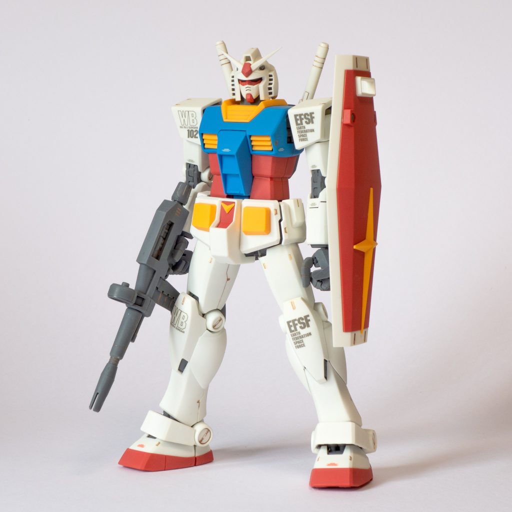 クリアーを剥がす前はこちら。無塗装トップコート仕上げです。