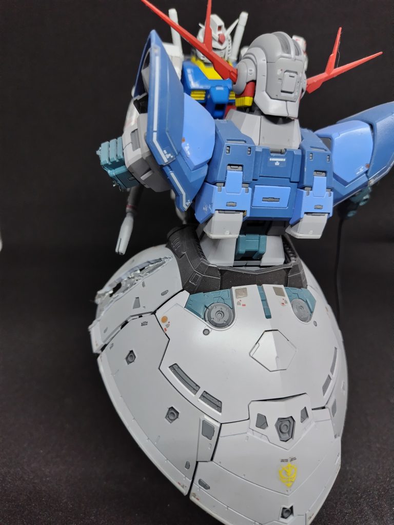 バックショット。両者共に指定色ベタ塗りですが、そんだけでもすげえ迫力。流石6,600円(くどい)。