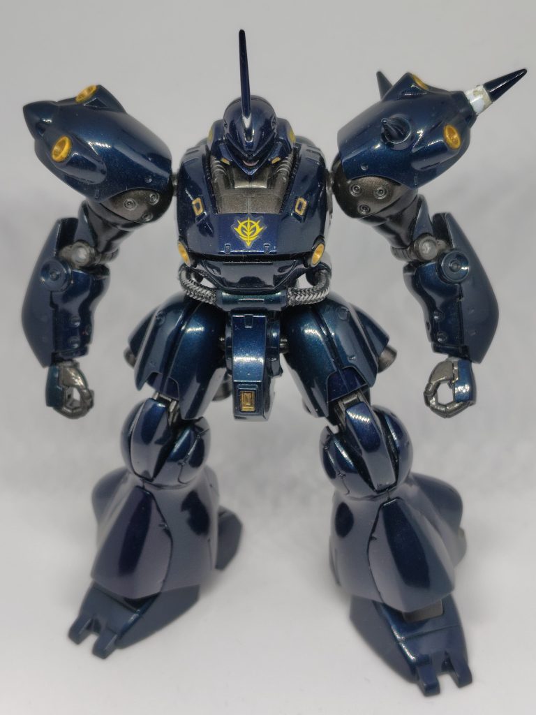 装備無しで正面から。実は作ってからけっこう時間経ってるので左肩のホワイトがちょっと剥げてる笑(手直ししろよ)