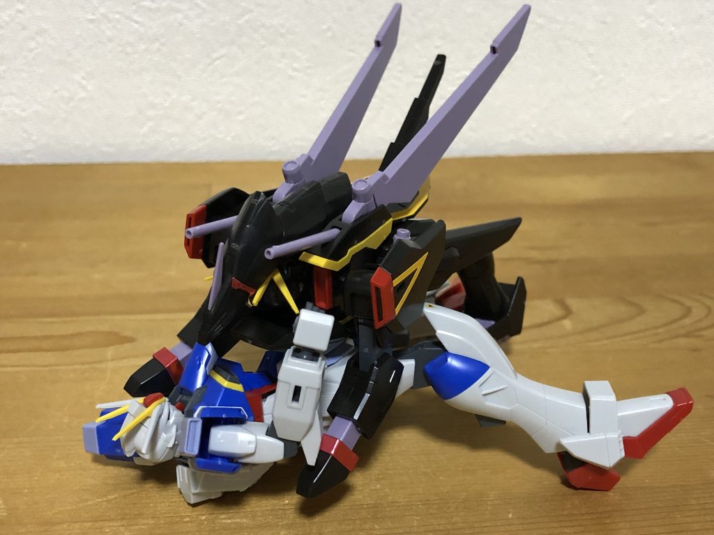 わんこと戯れるシンの図。スターゲイザーを思い出すとか言っちゃいけない。