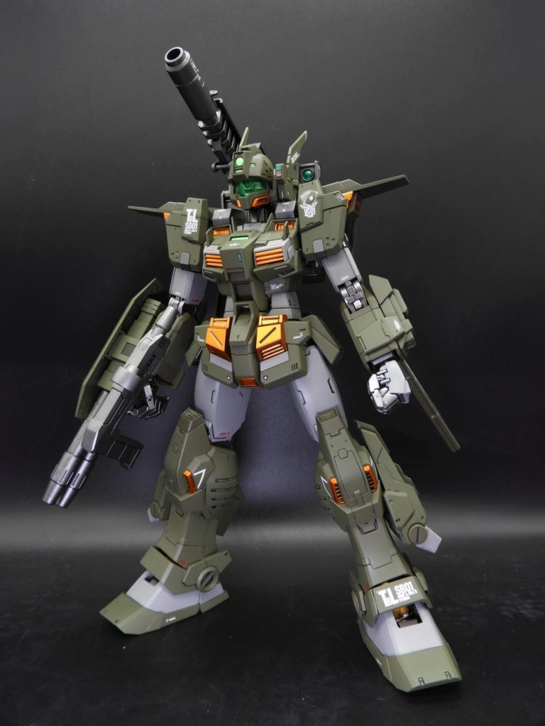 バックパックをストームブリンガーのものにしたもの。