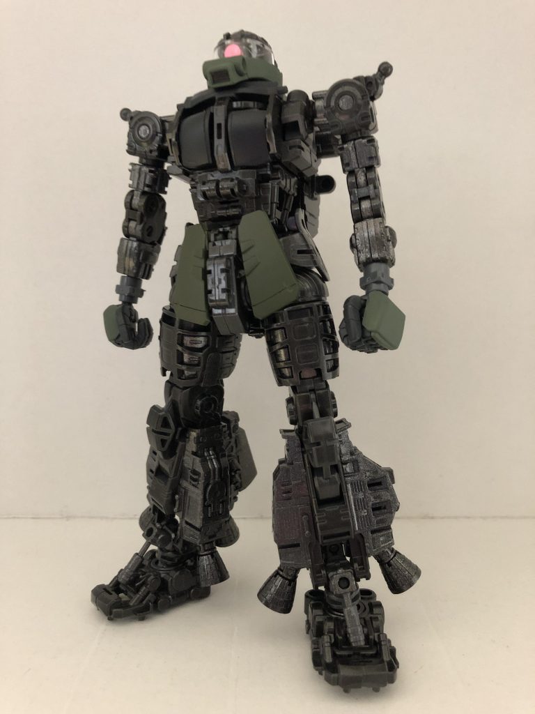 内部フレームもメタリック系で塗装しましたが、ABS、かつ十数年前のため一部破損しました。。