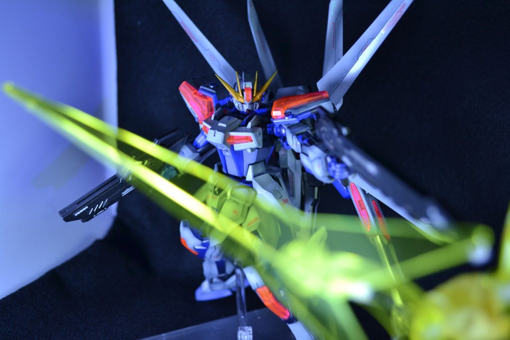 個人的な好みなのですが、2丁拳銃や二刀流、シールド2個持ちなど偏った武装が好きです!