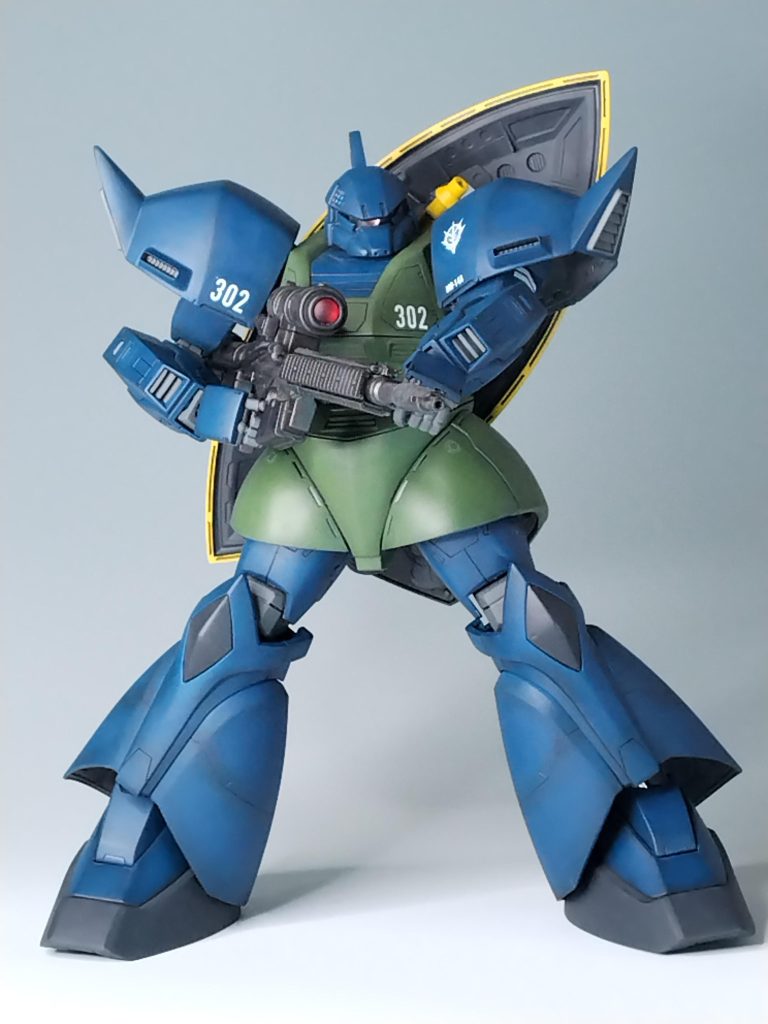 試作型ビームライフルを構えて　その2