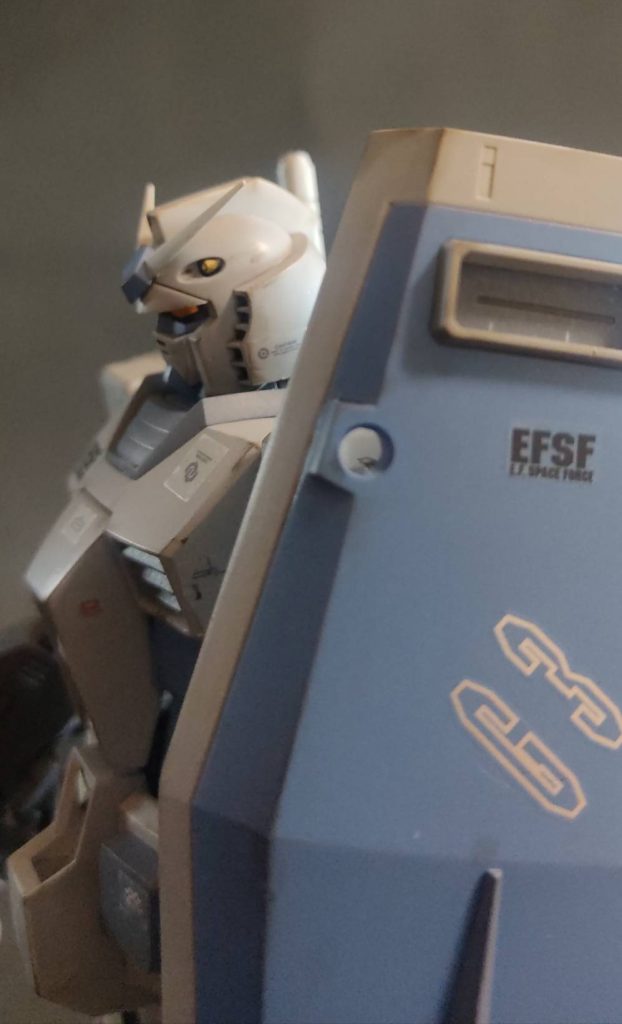 MG 1/100 RX-78-2ガンダム Ver2.0　G3カラー塗装–4枚目/制作者：えりぽ