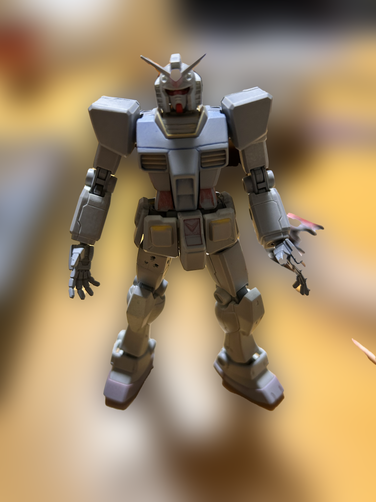 初めて塗装前にサフを吹きました。サフのおかげて 800番 までしかヤスッてないのに、塗装後綺麗にヤスリ跡が消えてます。ありがてぇなお、アクリジョンによる塗装には四苦八苦させられる事に...主にノズルの詰まりによるものですが、出なくなるだけではなく、ドバッと吹きつけちゃったり、はたまた希釈をしすぎて全ての塗料がパーツ表面を流れ落ちるなど、一通り失敗できたんじゃないかなと自負してます。これらの問題はハンドピースを 0.3mm → 0.5mm に変えたところ劇的に改善。快適に塗装ができるようになって一安心😅