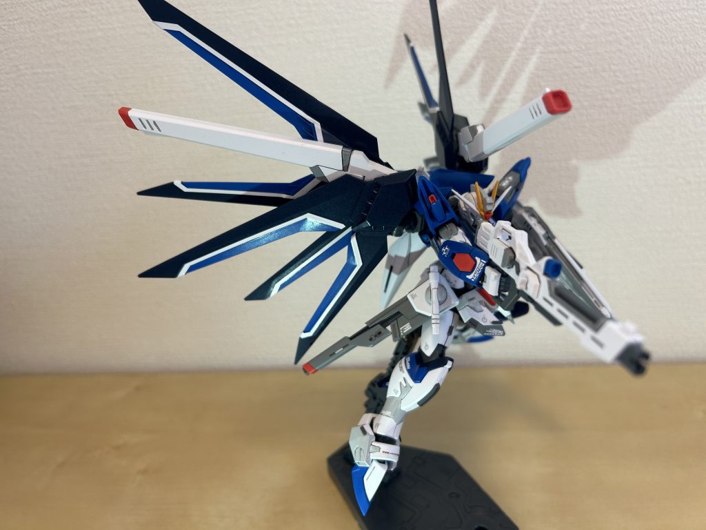 HGライジングフリーダム–2枚目/制作者：GAR