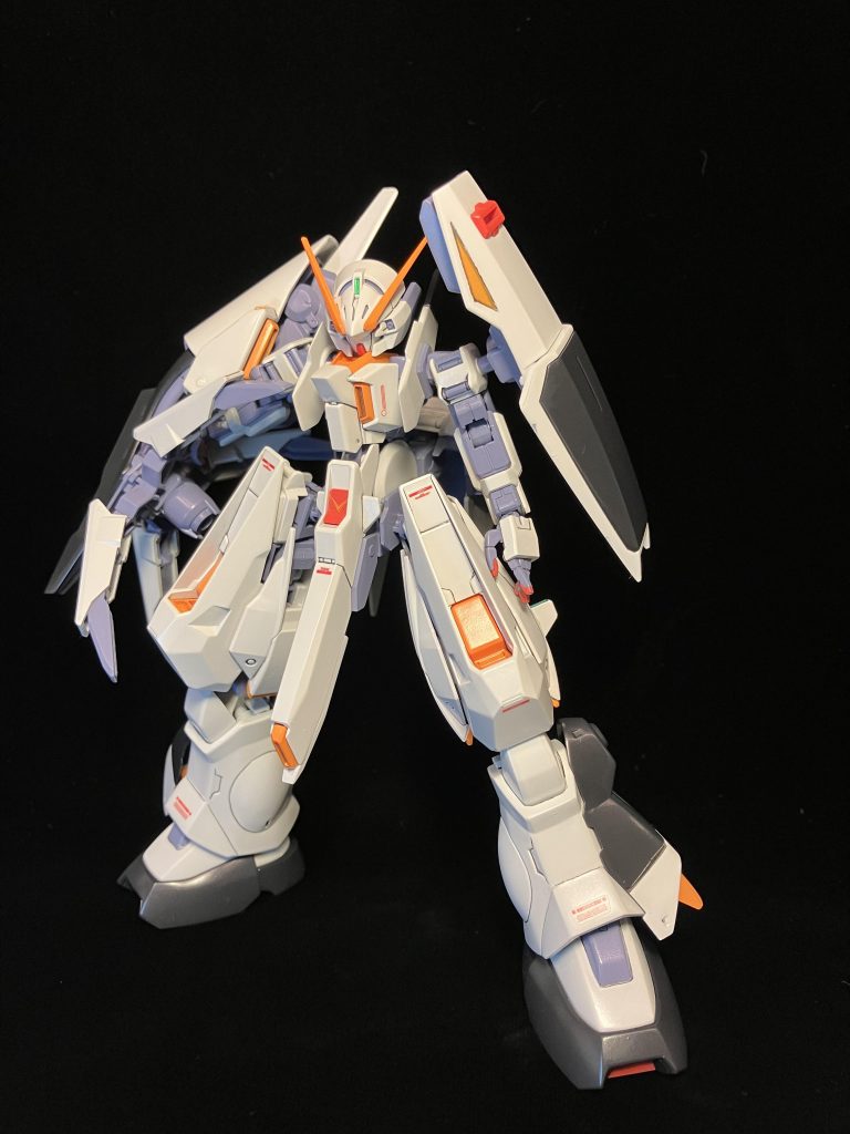 足のカラーはちょっぴりニューガンダムを意識しました