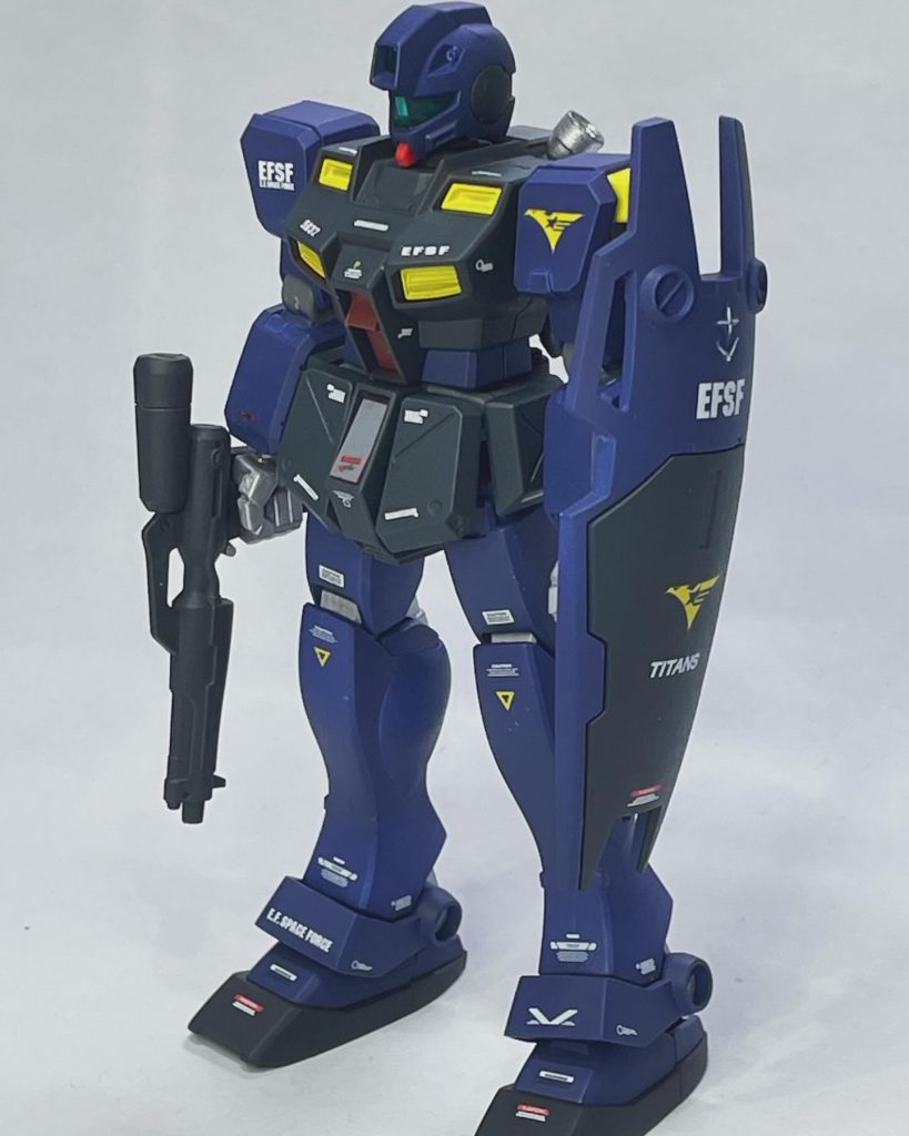HG ジム・コマンド(宇宙仕様)をティターンズカラーに全塗装しました。