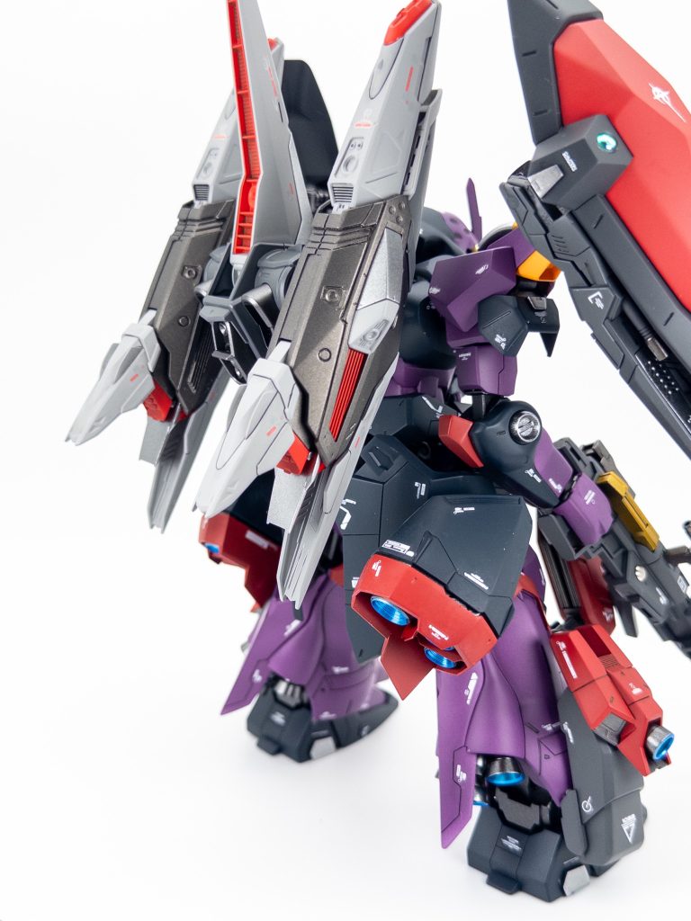 後ろ側。バックパックをブレイズザクシルエットに変更。他のも試していたんですが、全然しっくりこなくて選定に時間がかかりました。