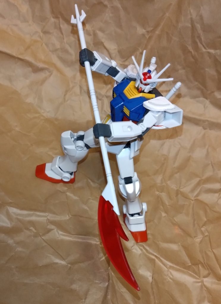 このガンダムのパイロットはアムロ……と言いたいところですが、やはりメタバースの主人公『ホウジョウ・リオ』ですね。アニメは全3話と短いですが、彼の成長物語に視聴者も心を打たれたことでしょう。特に第3話、強敵とも言える『ティフォエウスガンダム』との戦いが盛り上がりました! 「これで負けても終わりじゃないんだ!! 失敗しても間違ってもやり直せばいい! ガンプラのように!」 自分はこの台詞が一番好きです。人生、何があろうとも人はやり直して前に突き進む。そんな風に感じました。