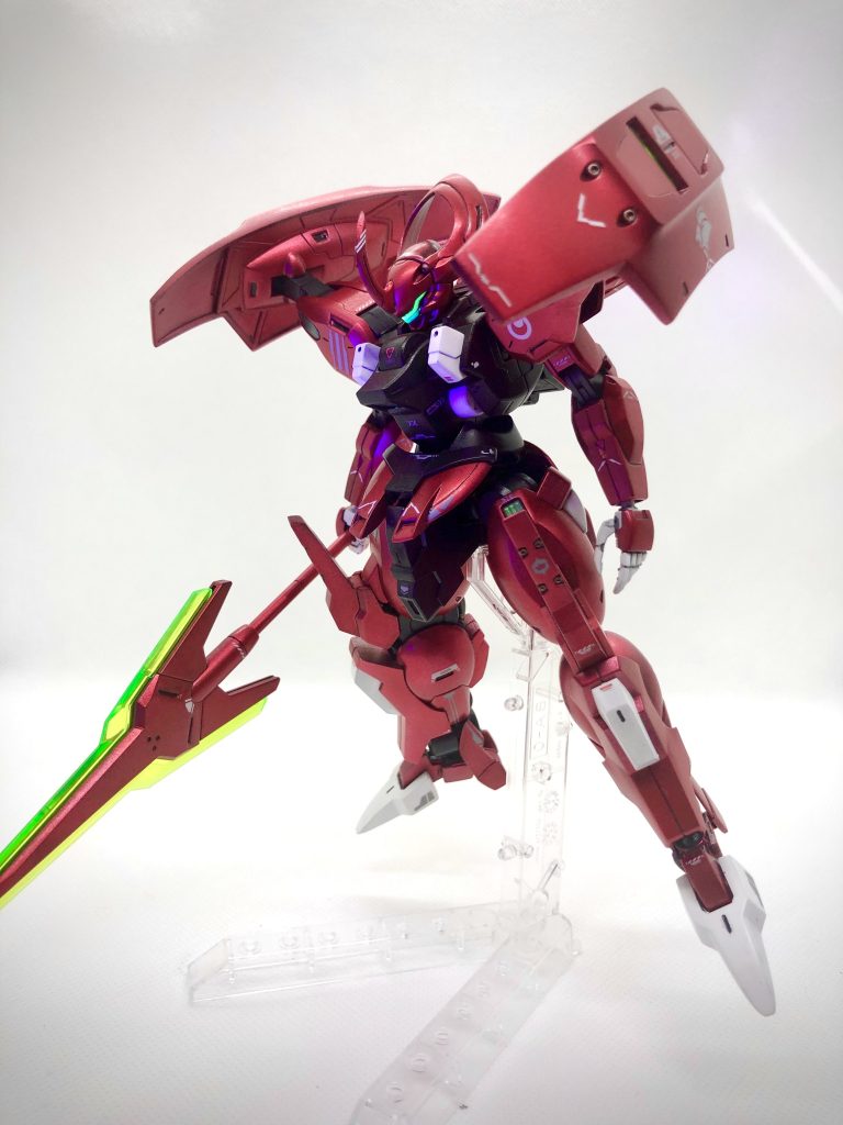 つや消しはクレオスのスムースクリアー。ミニ四駆の塗装にも使いましたが塗膜が非常に頑丈なので信頼度高いです。