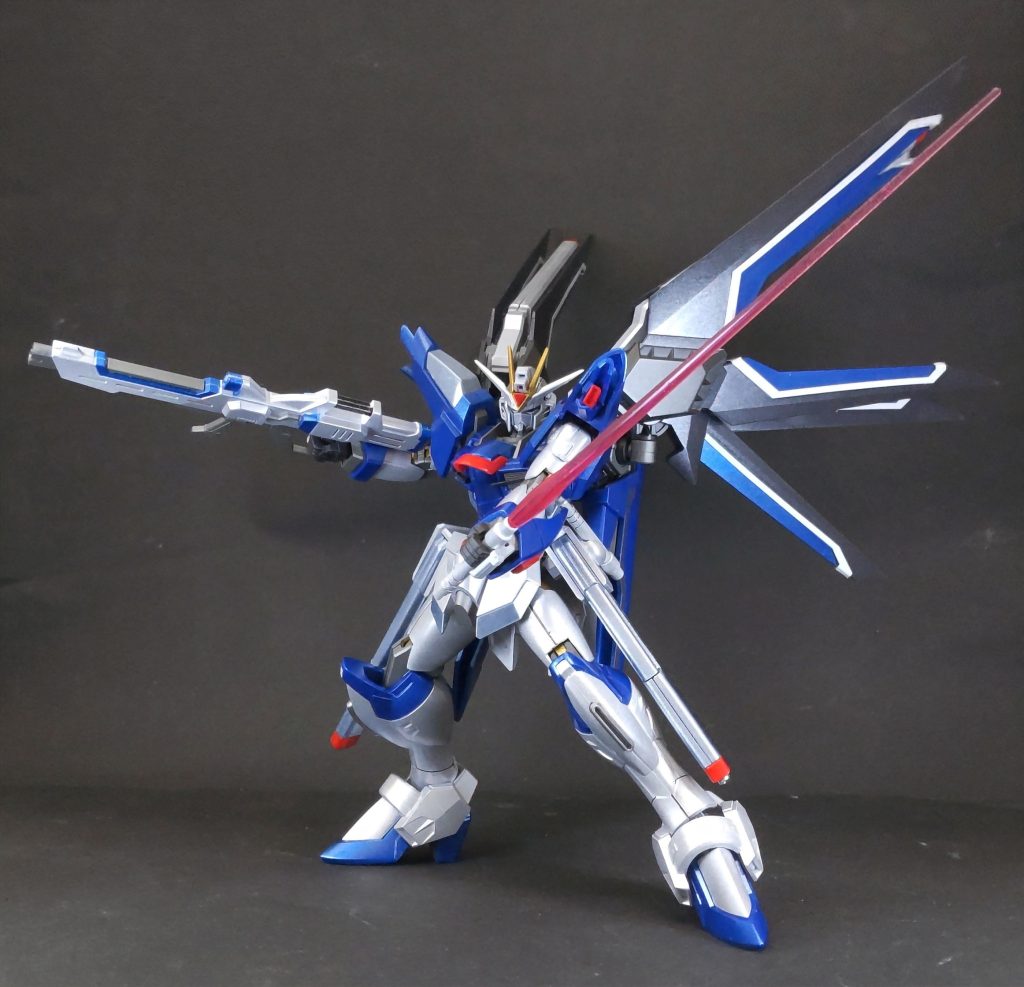 HG ライジングフリーダムガンダム–5枚目/制作者：三代目和菓子屋