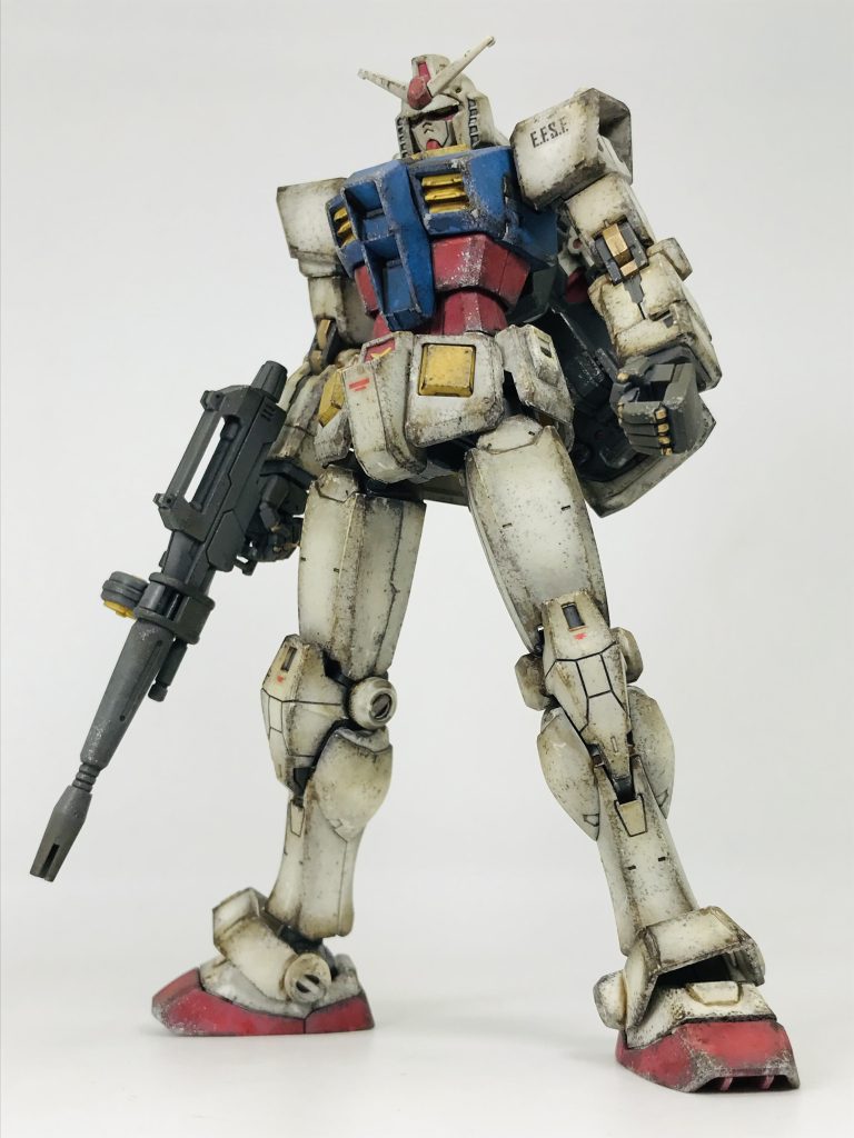 関節にはゴールドの差し色を追加してます