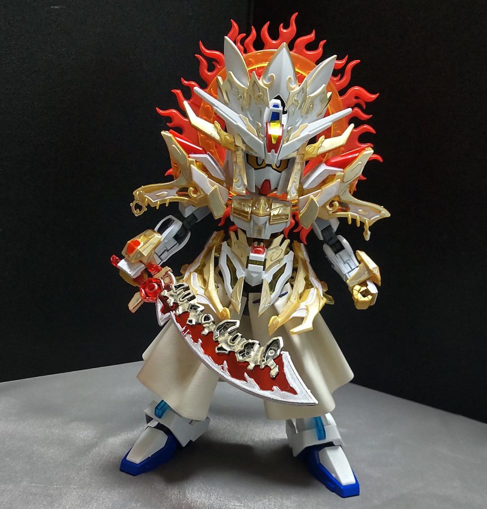 焔の後光を付けると印象も結構変わり、荒々しさが増したかなと思います。