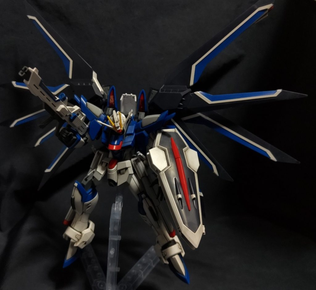 ウイング展開。