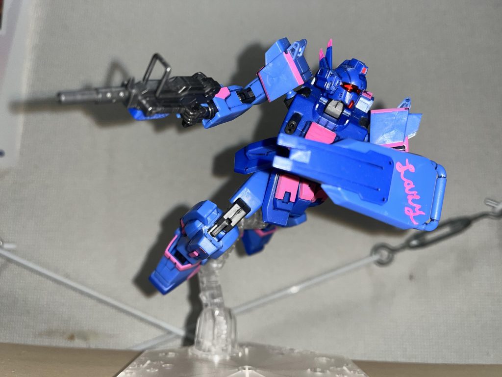 かと言ってスタンドで浮かすのも…ねぇ?w一応、これはEXAM発動時の突進イメージ。