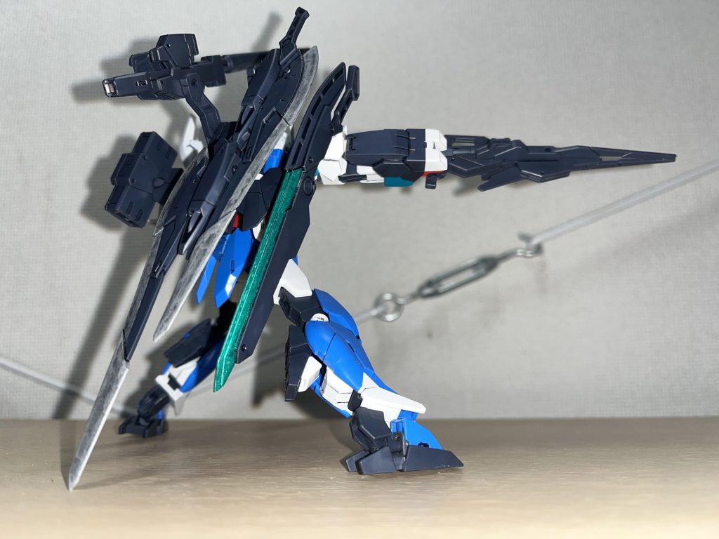 後ろ側から。やっぱりこのソードの並びが好き!