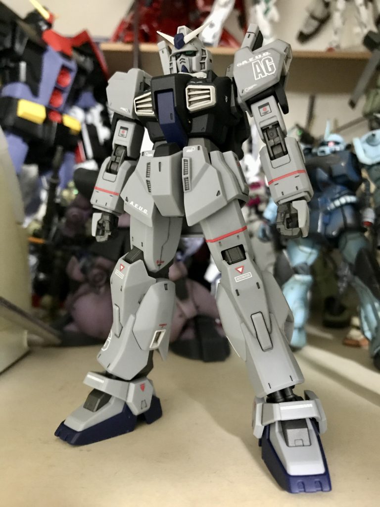 デカール後につや消し吹いてます