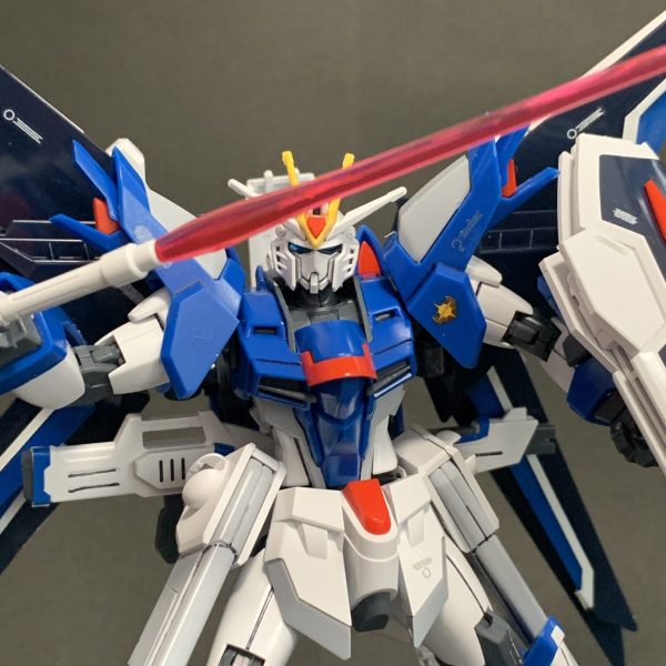 ライジングフリーダムガンダム