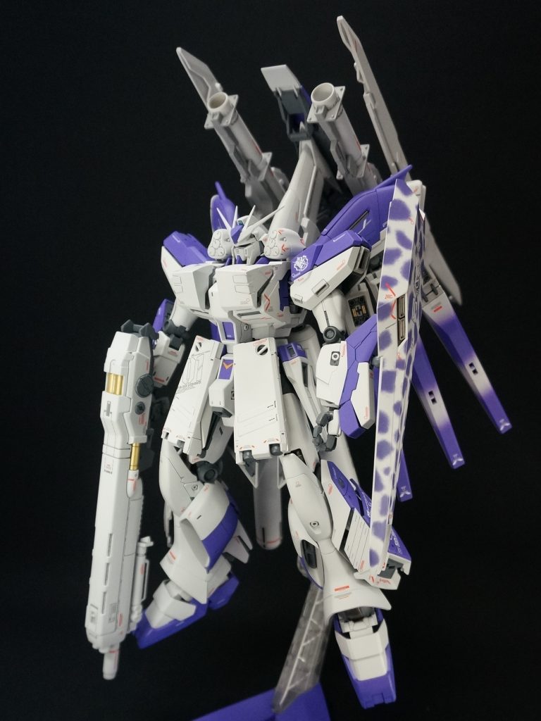 フルアーマーも制作しました。シールドは、デカールを、貼りました。