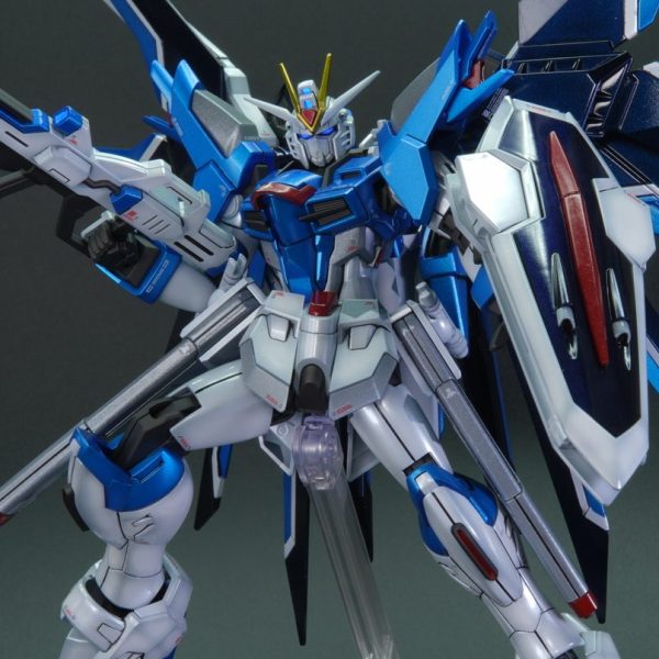 HG ライジングフリーダムガンダム グラデ塗装
