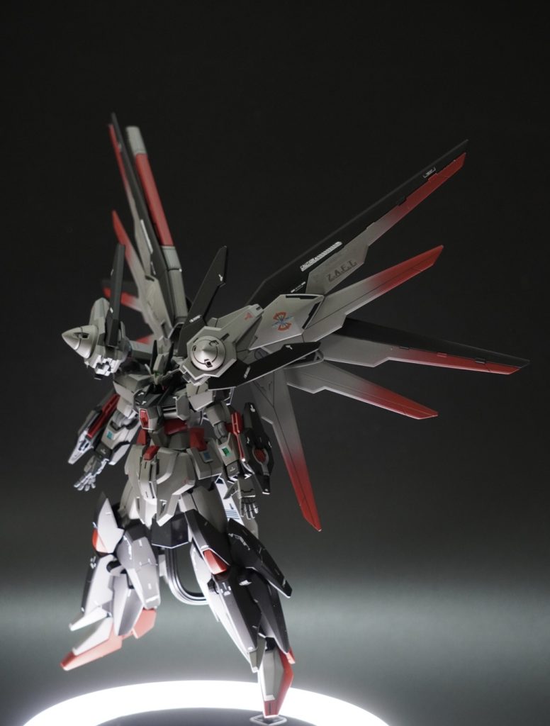 メタバースの世界に転送するイメージ今回はスマホでスキャンになってましたね実際に自分のスマホで撮影するだけで転送できるようになったらいろんな機体で遊んでみたいですね