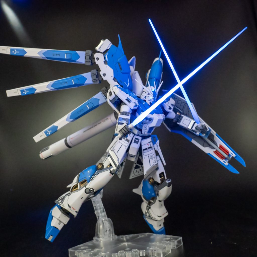 RG Hi-νガンダム–2枚目/制作者：naoki.i
