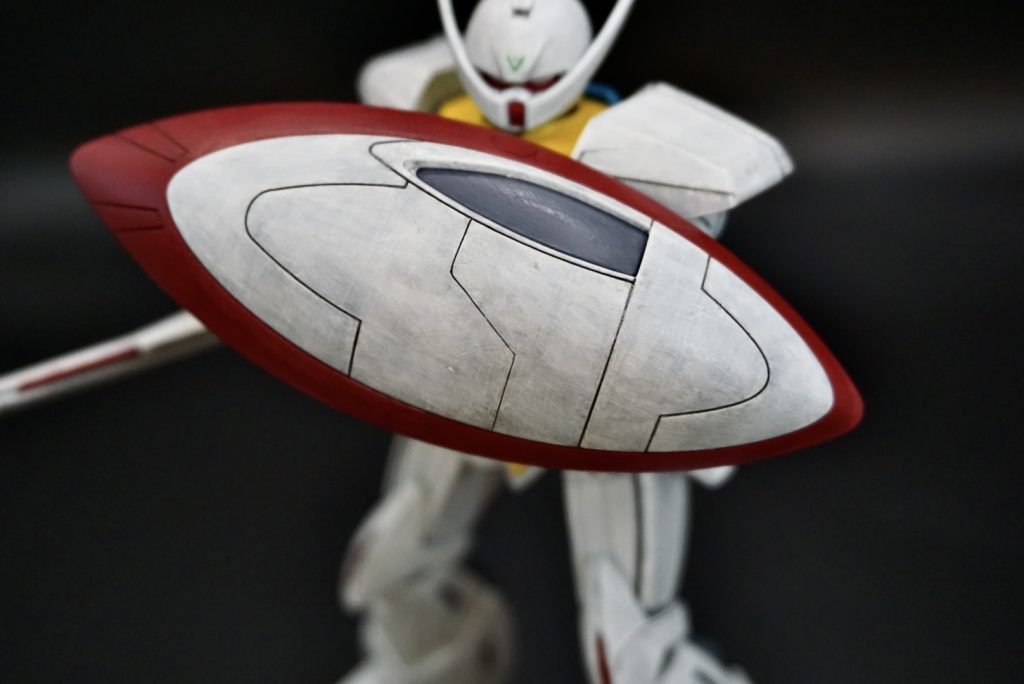 お気に入りポイント①シールドただ下地が暗すぎ&重ねた白が明るい、だったので全般的にですが厚塗りになってしまったのは反省点です。