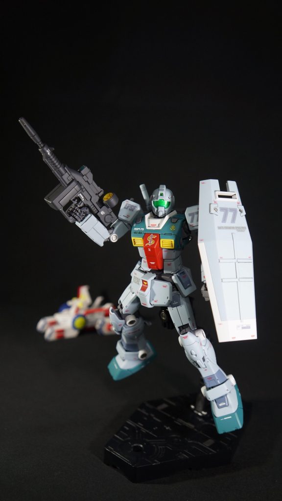 この日のために発売日に買ったトミカのホワイトベースと…。最後までご覧いただき、ありがとうございました。昨年末に制作ストーリーで投稿したディランザソルも仕事の忙しさでやや滞っておりますが、残すは塗装と仕上げになってきておりますので、近いうちにお見せできるように邁進したいと思います。また、ご覧いただけると幸いです。