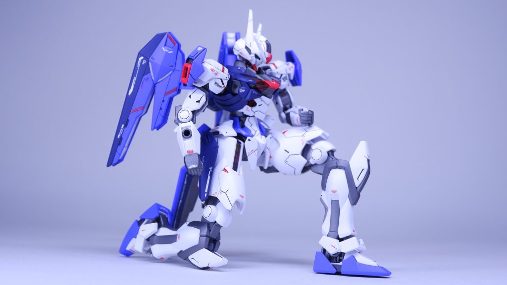 ▲立ち膝ポーズもばっちし決まります