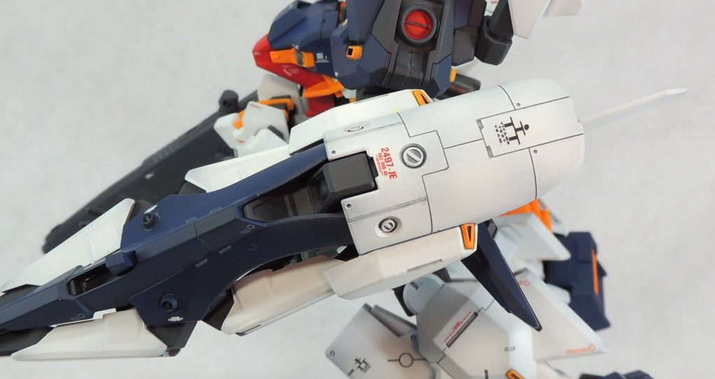 わりと気ままにスジ彫りやディティールを追加しました。