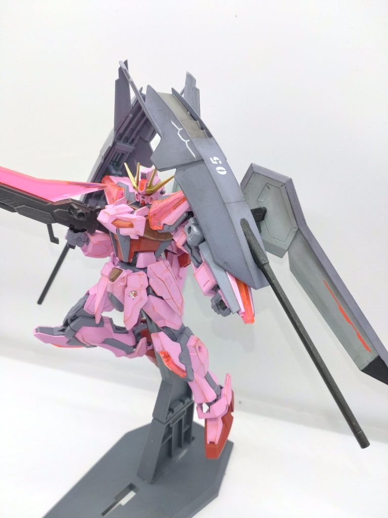 せっかくビルドストライクを使用してるので、アンクシャの武装を着けれるようにしました。