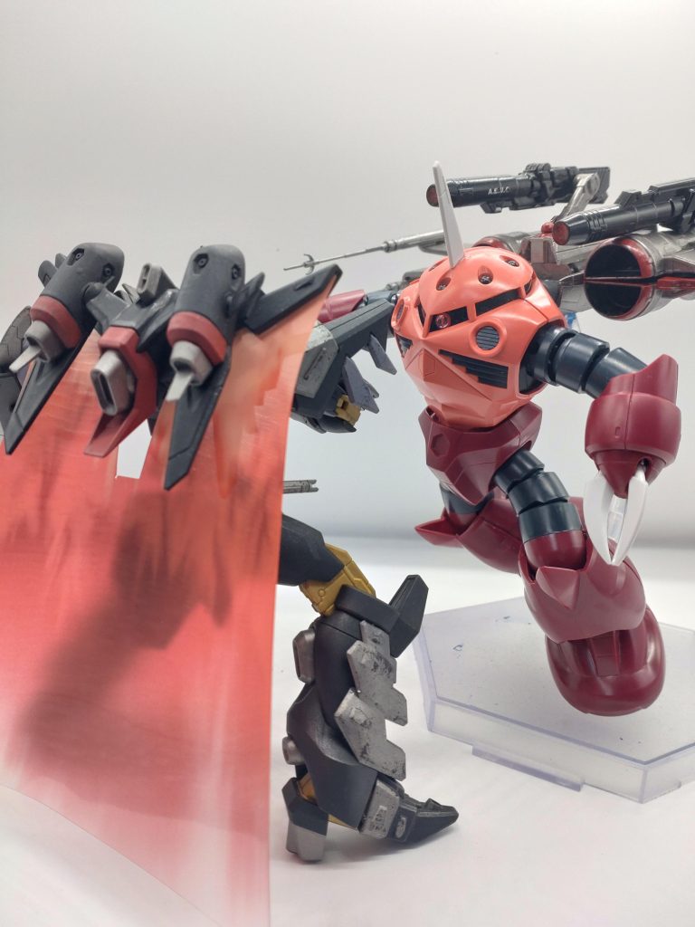 ズゴックとの戦闘開始。