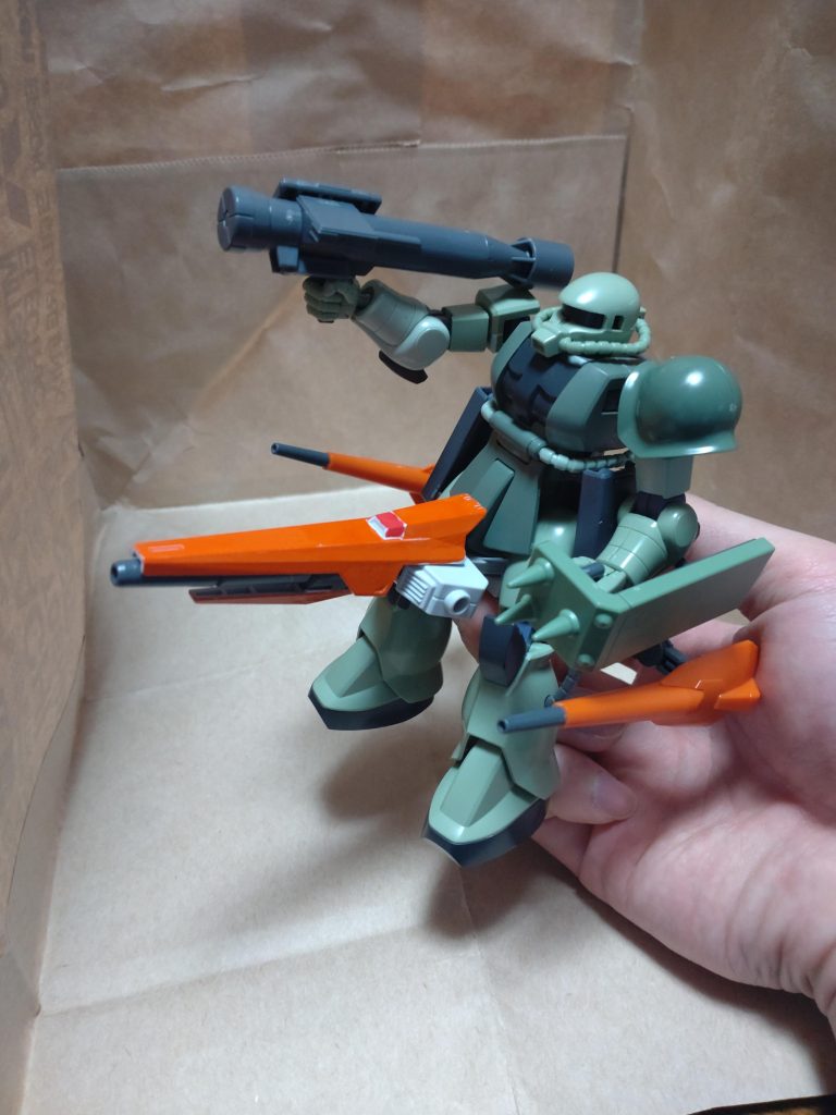 Gジェネをやっていたら、ザクⅡを鹵獲することが出来たので、乗せる（笑）