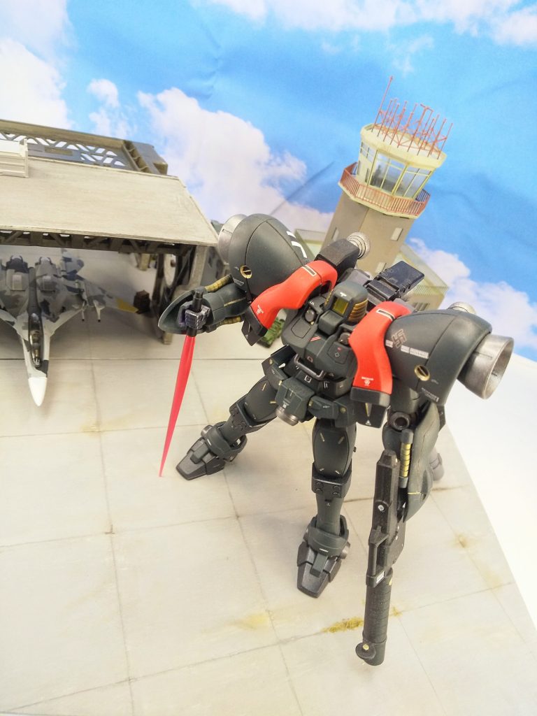 OZ-06MS 改めSS-06FPSchutzStaffel(親衛隊) FliegendePanzer(飛行戦車)