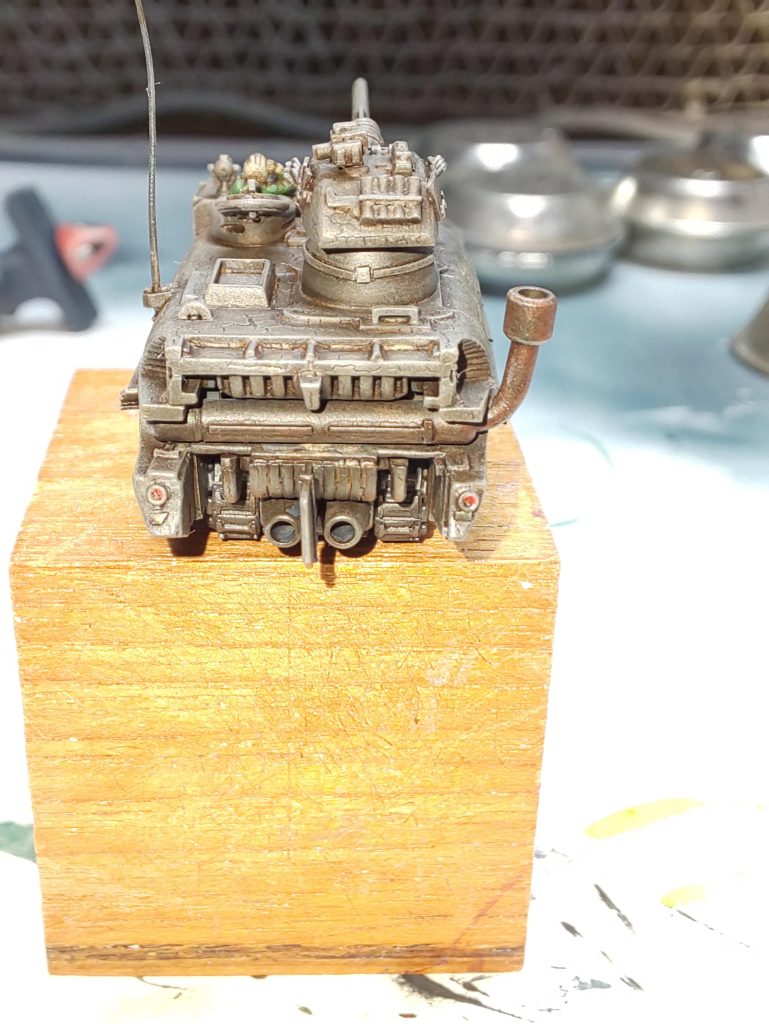 はじめまして、マーラリッツ社製Rpv-183『ナルダ3型』です。特技は上陸するときの火力支援です。水泳と走りながら撃つことも得意です。クラスのみんなの上陸を助けられるように一年間、頑張っていきたいです。よろしくお願いします。てか、これってガンプラじゃなくね？(笑) 