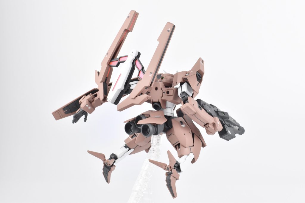 ルブリスソーンの後ろ姿は写真の通りです!足裏のかかと部分の肉抜きもしっかり埋めています!