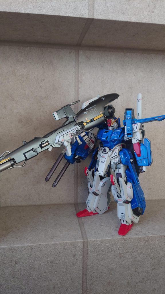 全体像です。ハイパーメガキャノンが大きすぎて画角に収まりません。。