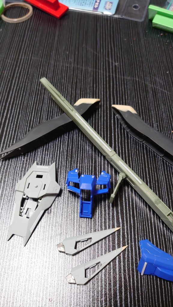 プラ板などで盛った箇所、一部ですが