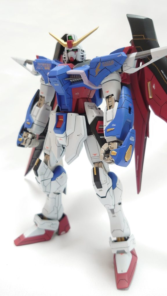 スジ彫りメインでデティールアップしております。