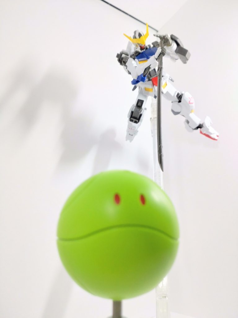 ハロ！　うしろ　うしろっ！