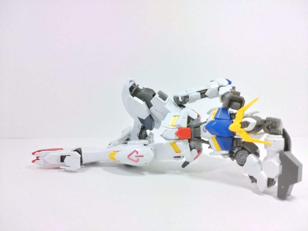 寝込みを襲撃です。