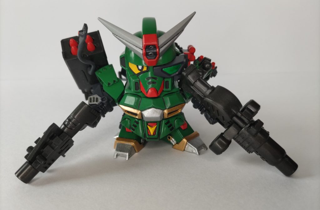 ヘビィウェポンSDガンダムクロスで素体がスレッガーさんだったのも、TV版とシュワちゃんの吹き替え担当の玄田哲章さん繋がりのようですね。　　　　　　　　　　　　　　　　　　　　　　　そういえば、横井孝二画伯の漫画でも負傷したコマンドガンダムの代わりに、ヘビィウェポンコマンドのクロスを着たスレッガーさんが出ていたような･･･　　　　　　　　　　　　　　　　　　　　当時はリアルなガンダムはまだ観ていなかったので、理解できていませんでしたが。