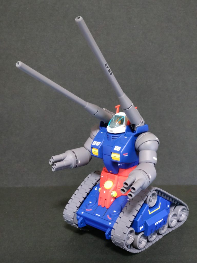 いつもの水性ホビーカラー、充電式エアブラシでの全塗装です。今回はデカールやや多めで…