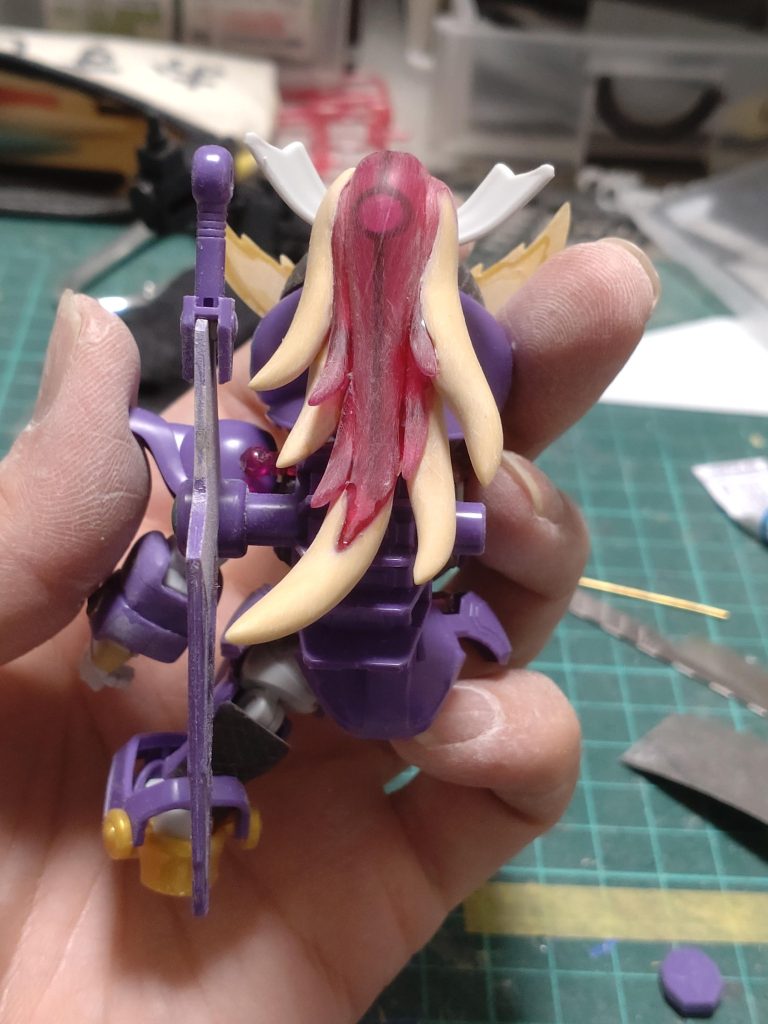 ポニテがちょっと小さい気がしたのでボリュームアップ