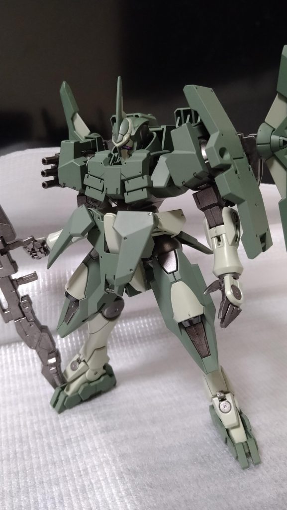 個人的には顔出したほうが好きです。